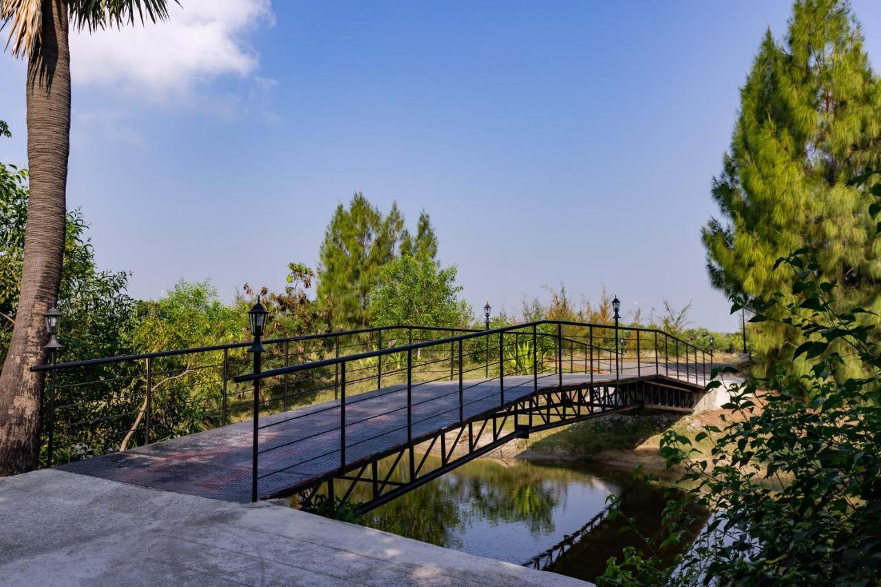 The Alampara Resort - Luxury Boutique Glamping & Water Sports Cheyur Экстерьер фото